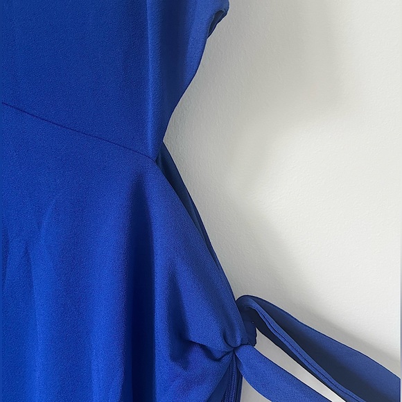 NWT Meshki Yasmin Wrap Over Midi Dress With Fringing - Picture 3 of 5